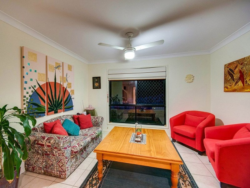 21 Quandong Crescent, Arana Hills QLD 4054