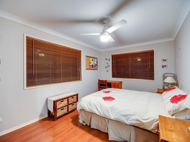 21 Quandong Crescent, Arana Hills QLD 4054