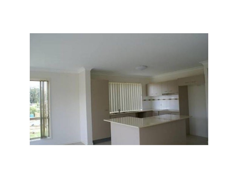 11 Ritz Drive, Coomera QLD 4209