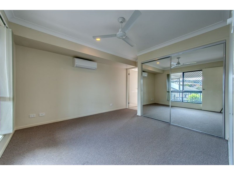 5 Aspect Terrace, Springfield Lakes QLD 4300