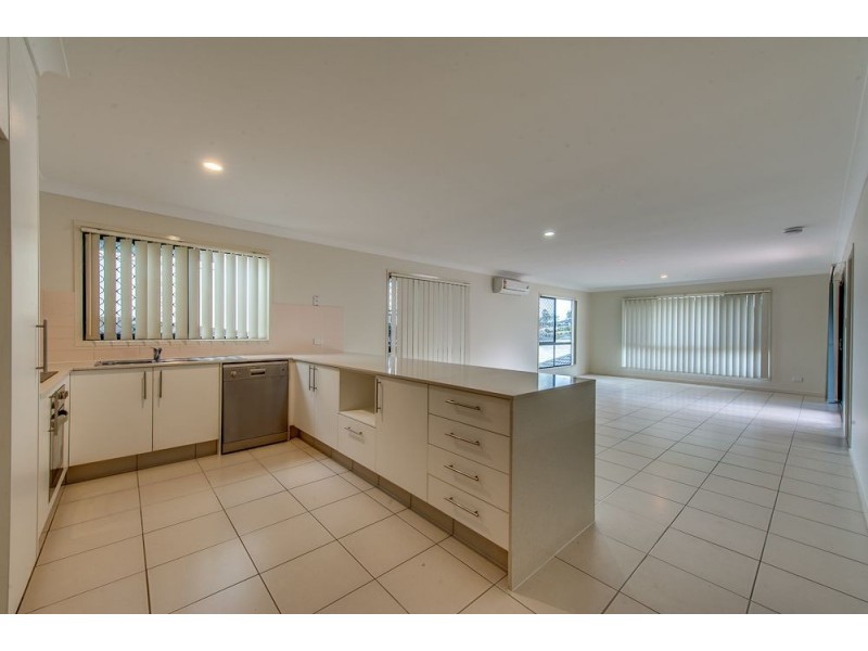 5 Aspect Terrace, Springfield Lakes QLD 4300