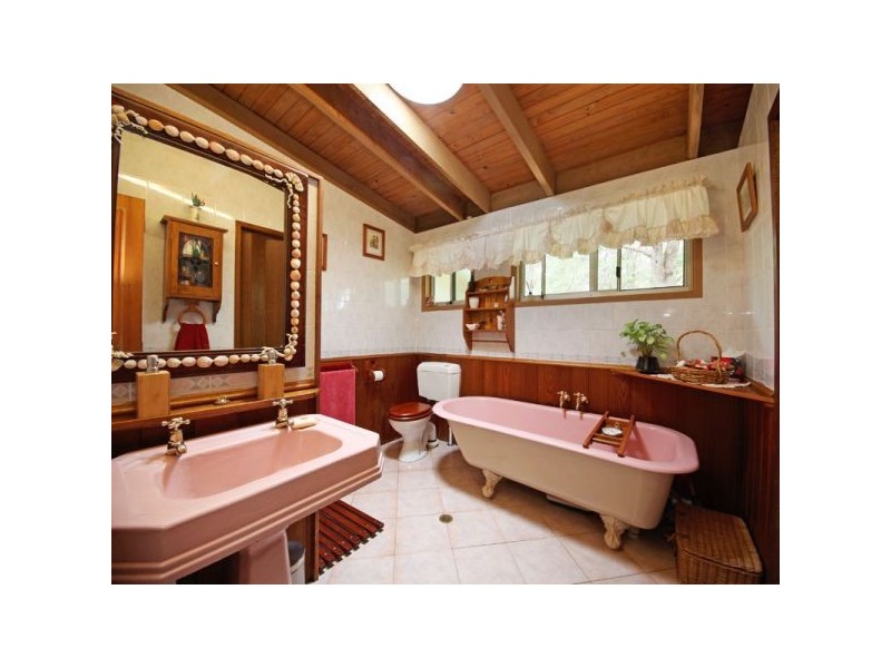 10 Kensleigh Avenue, Bellmere QLD 4510