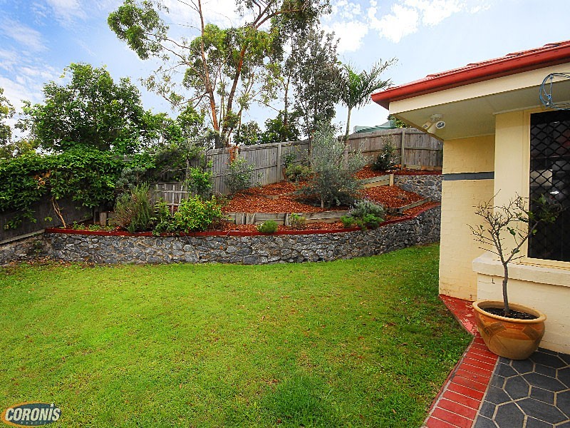 Eatons Hill QLD 4037