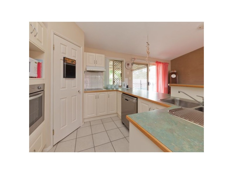 44 Allenby Drive, Meadowbrook QLD 4131