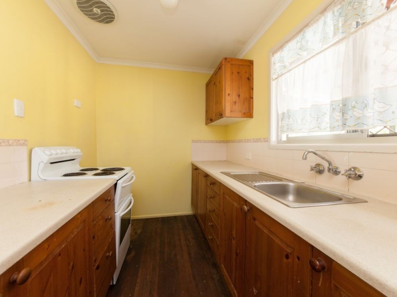 1 Wain Ave, Logan Central QLD 4114