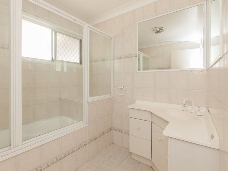 1 Wain Ave, Logan Central QLD 4114