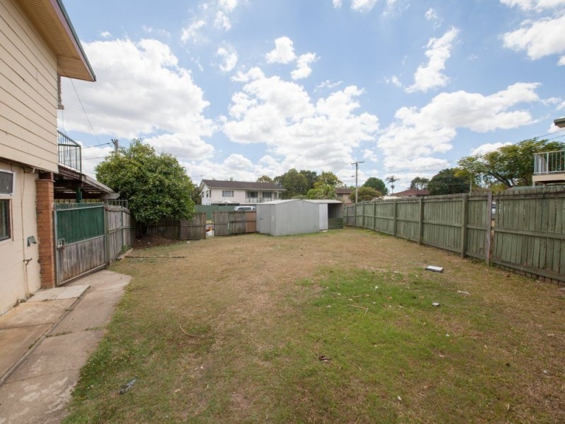 1 Wain Ave, Logan Central QLD 4114