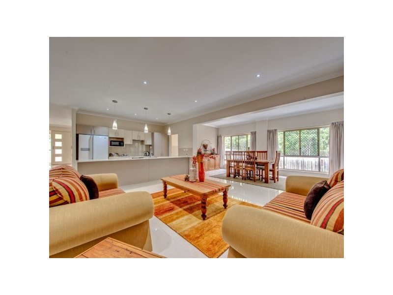 15 Mahogany Rise, Brookwater QLD 4300