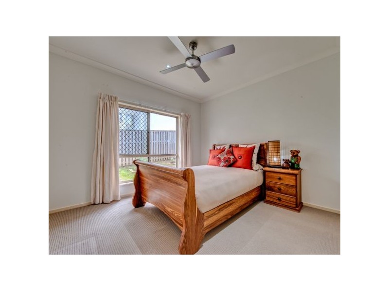 15 Mahogany Rise, Brookwater QLD 4300