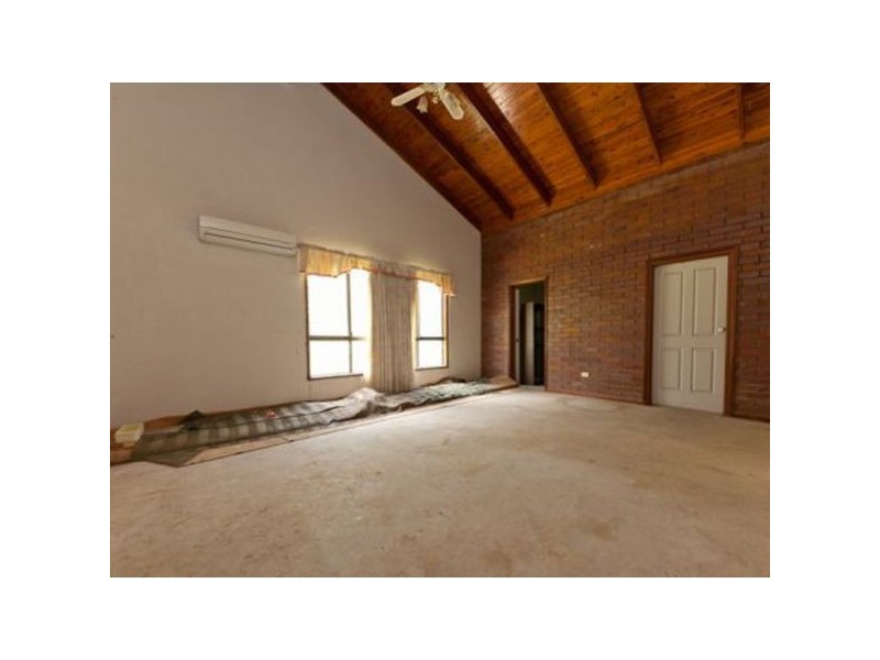 38 Cloverdale Road, Doolandella QLD 4077