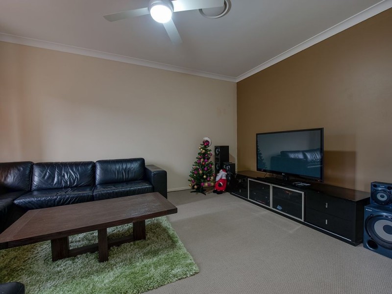 10 Jeff Collins Circuit, Bellbird Park QLD 4300