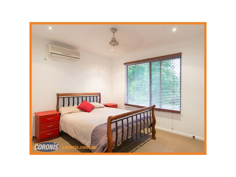 27 Kuringal Drive, Ferny Hills QLD 4055