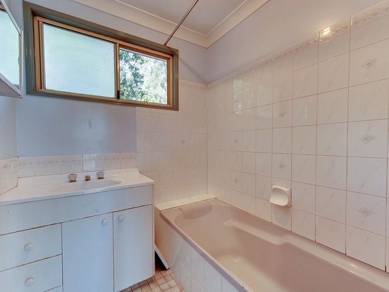 5 Rice Road, Redbank Plains QLD 4301