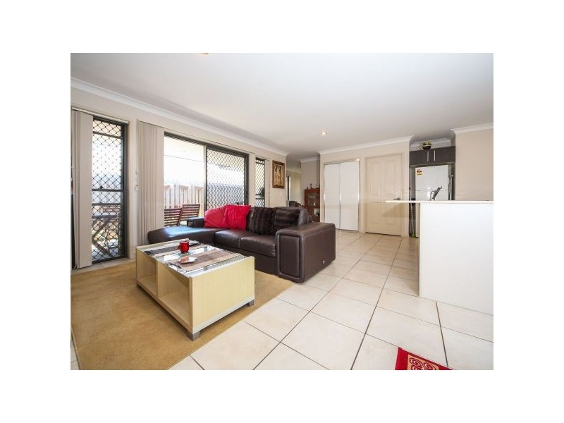 1/2 Henry St, Coomera QLD 4209