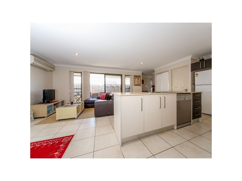 1/2 Henry St, Coomera QLD 4209