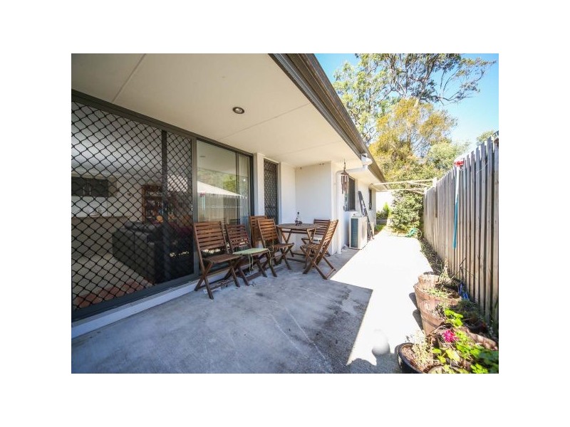 1/2 Henry St, Coomera QLD 4209