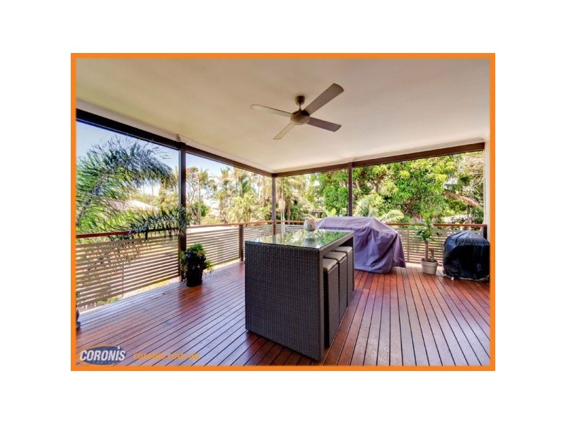 211 Rainbow Street, Sandgate QLD 4017
