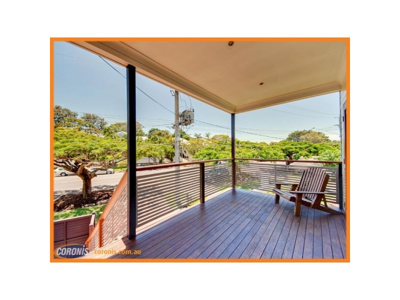 211 Rainbow Street, Sandgate QLD 4017