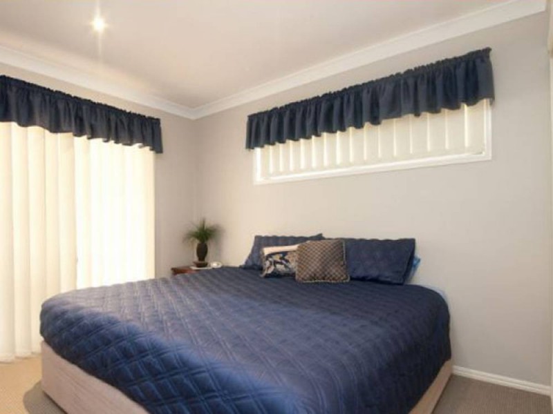 25 Glady Avenue, Caboolture QLD 4510