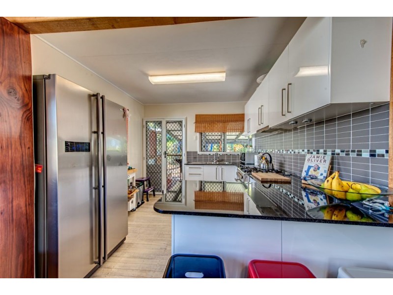 32 Bruce Road, Woodridge QLD 4114