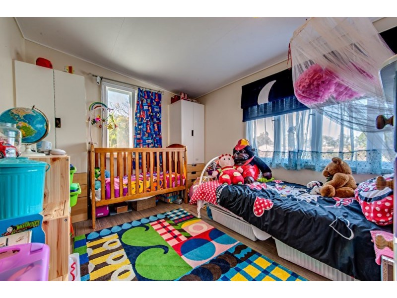 32 Bruce Road, Woodridge QLD 4114