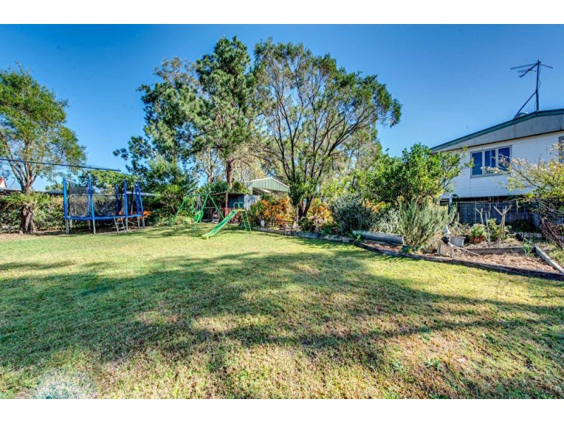 32 Bruce Road, Woodridge QLD 4114