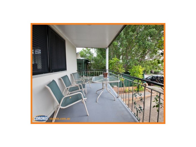 86 Windsor Road, Red Hill QLD 4059