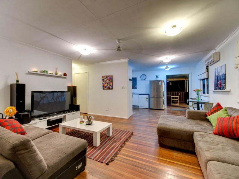 76 Araluen Street, Kedron QLD 4031