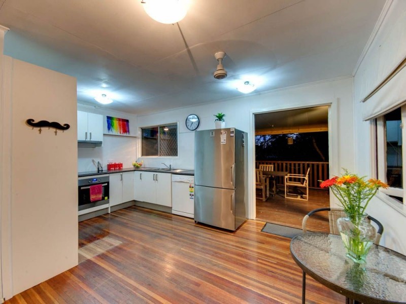 76 Araluen Street, Kedron QLD 4031