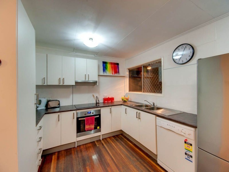 76 Araluen Street, Kedron QLD 4031