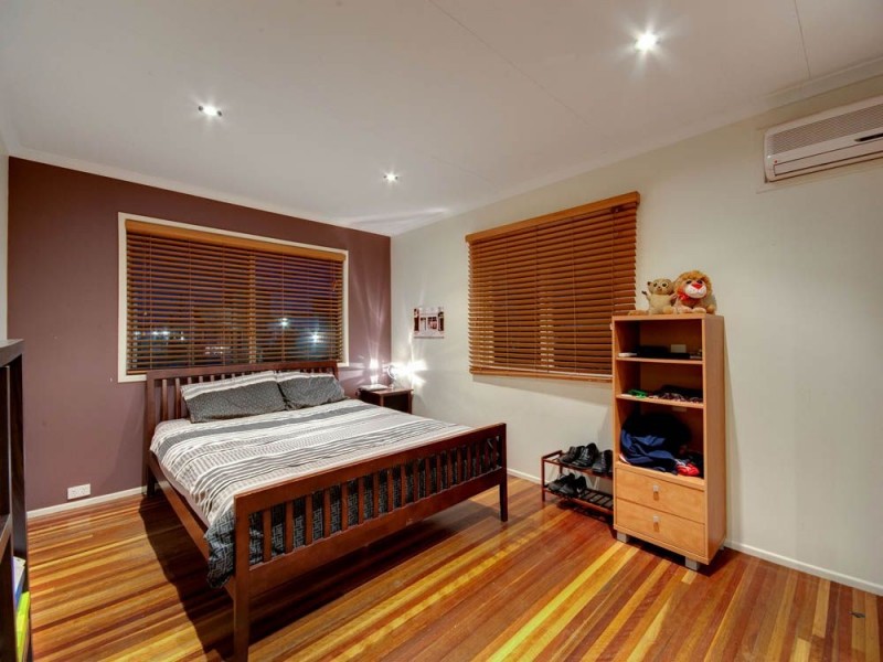 76 Araluen Street, Kedron QLD 4031