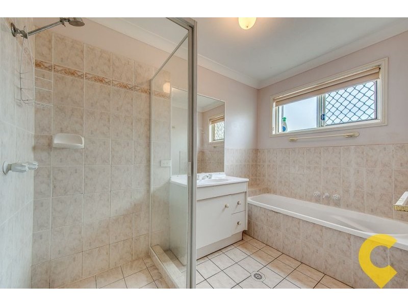 35 Streamview Crescent, Springfield QLD 4300