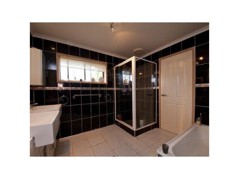 22 Rosewood Street, Daisy Hill QLD 4127