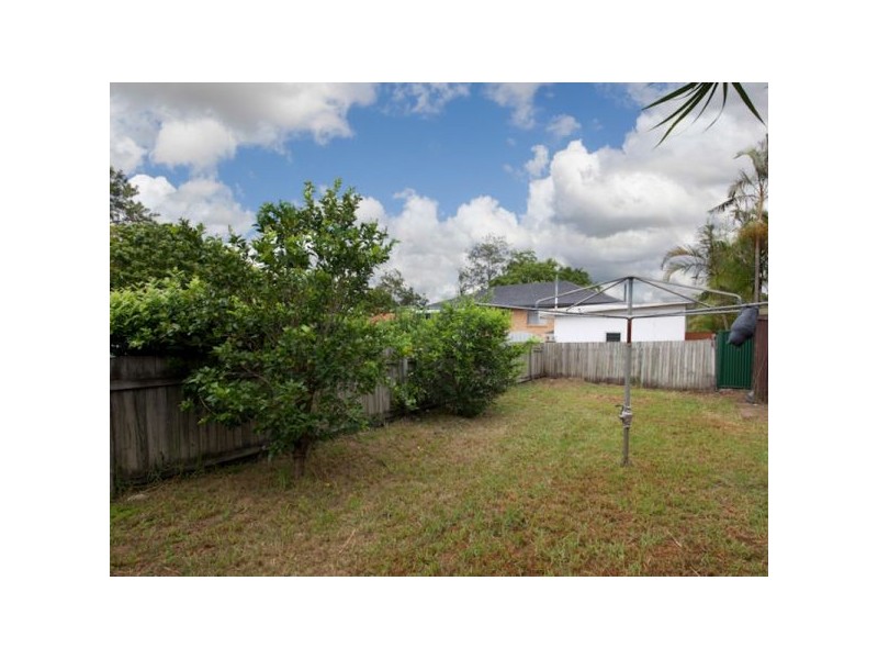 22 Rosewood Street, Daisy Hill QLD 4127