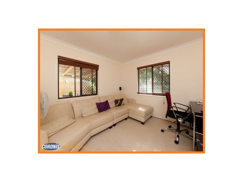 17 Jade Street, Albany Creek QLD 4035