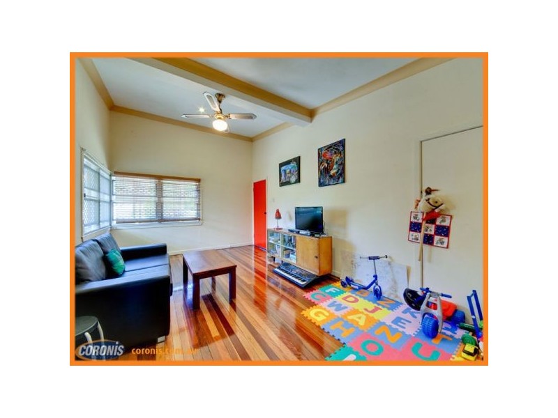 8 Deborah Street, Geebung QLD 4034