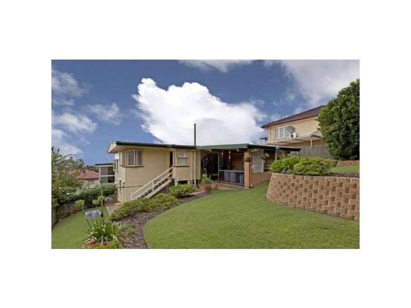 22 Goorama Street, Stafford QLD 4053