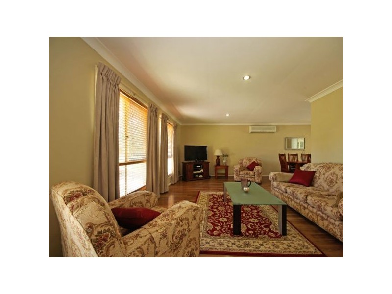 2 Bramston Court, Burpengary QLD 4505