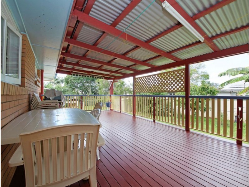 18 Cherry Street, Brighton QLD 4017