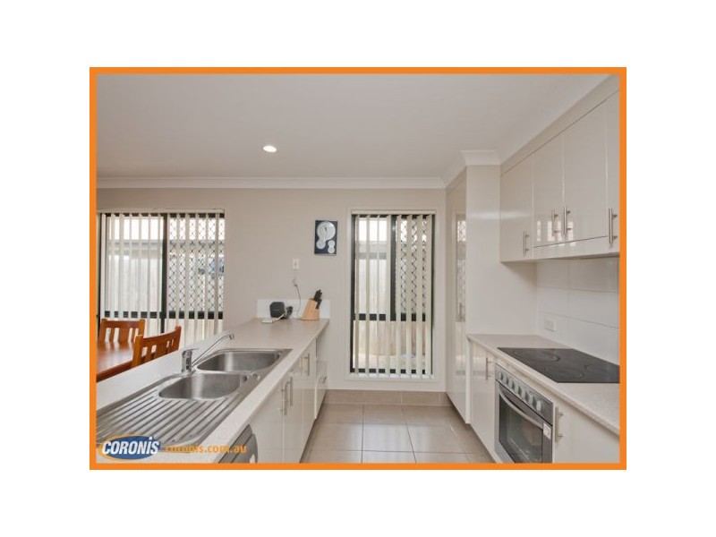 10 Severn Crescent, North Lakes QLD 4509
