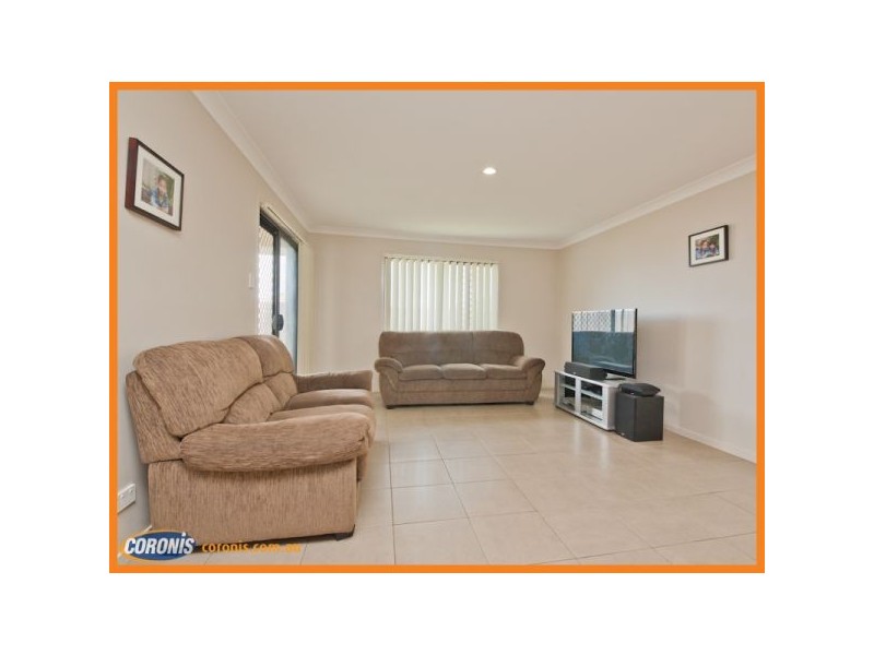 10 Severn Crescent, North Lakes QLD 4509