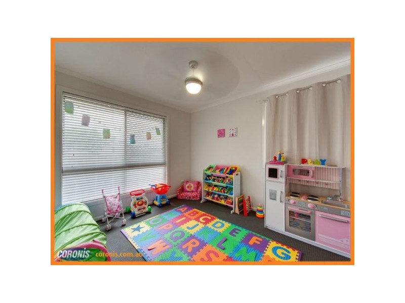 35 Livingstone Street, Strathpine QLD 4500