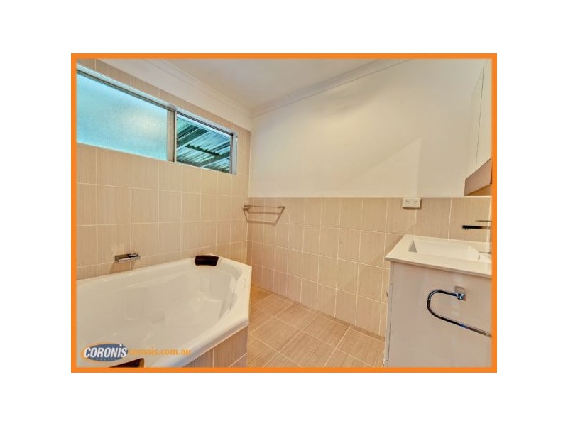 65 Woodlands Drive, Rochedale South QLD 4123