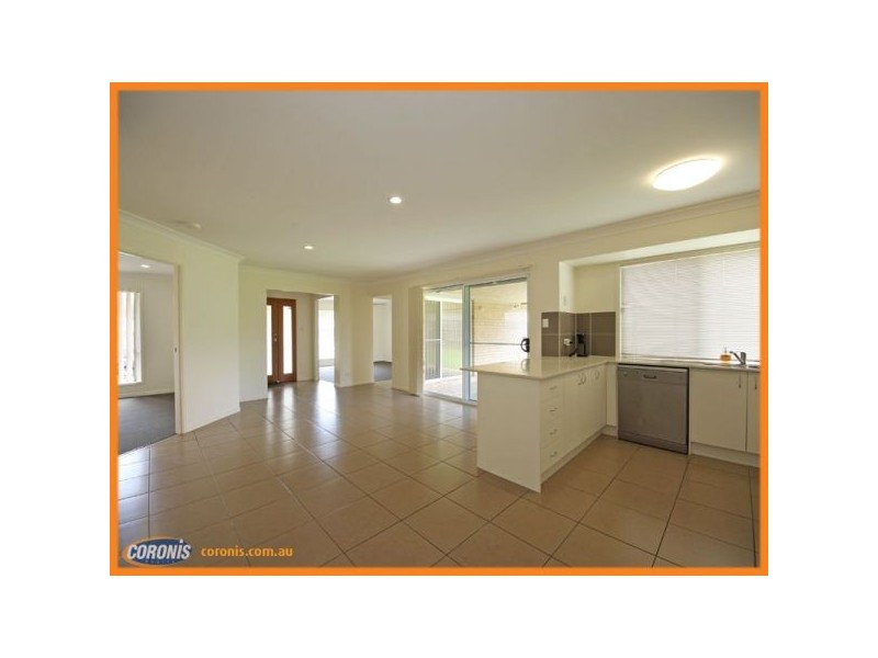 5 Buntine Avenue, Morayfield QLD 4506