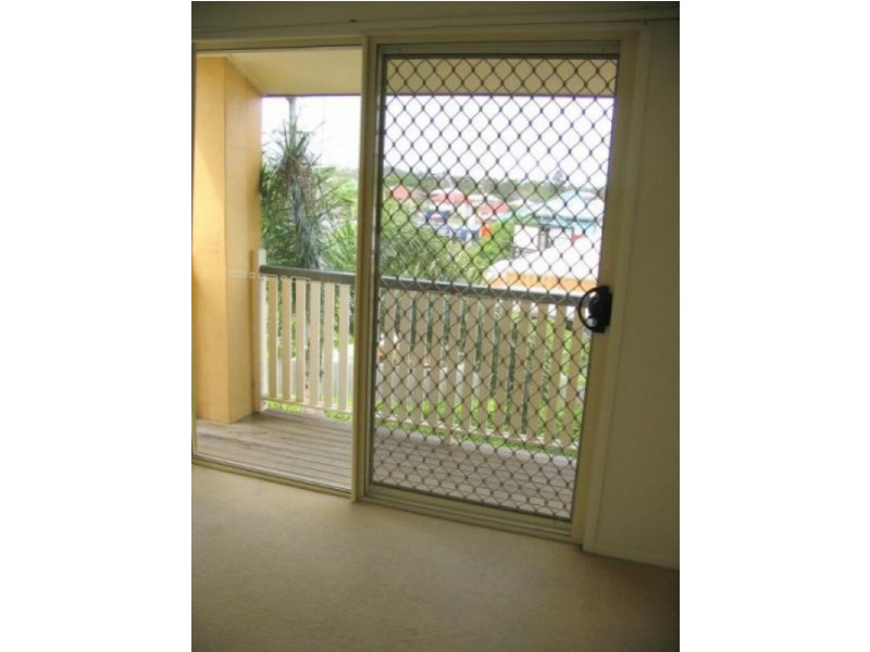 1/10 Crawford Ave, Stafford QLD 4053