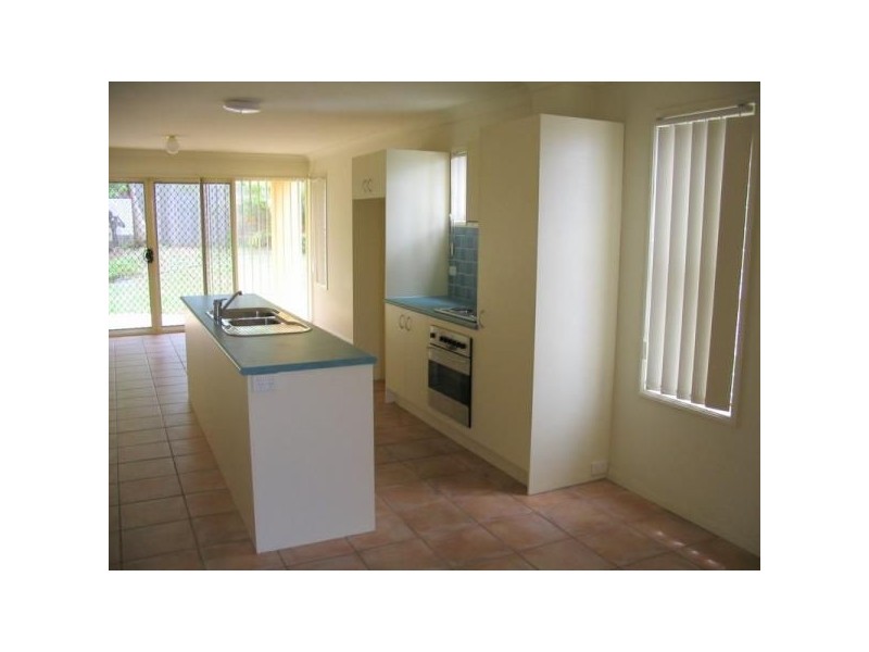 1/10 Crawford Ave, Stafford QLD 4053