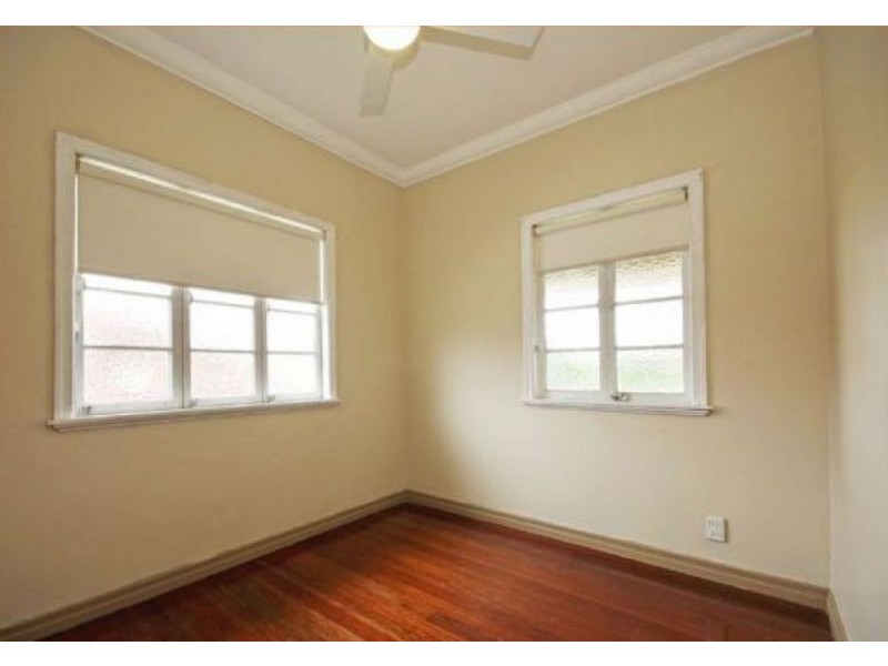 211 Pfingst Road, Wavell Heights QLD 4012