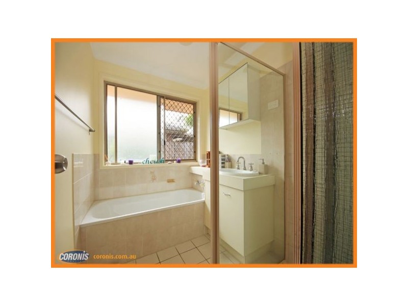 10 Poplar Place, Kallangur QLD 4503