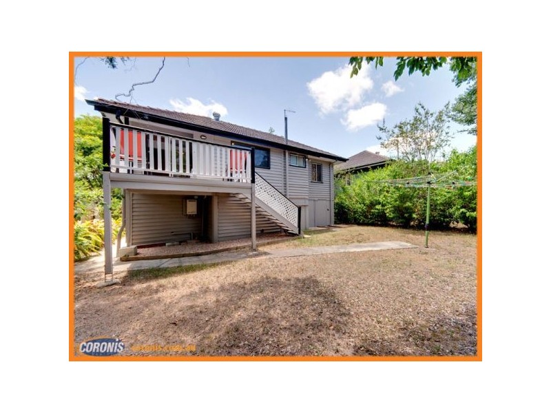 10 Kanangra Street, Stafford QLD 4053