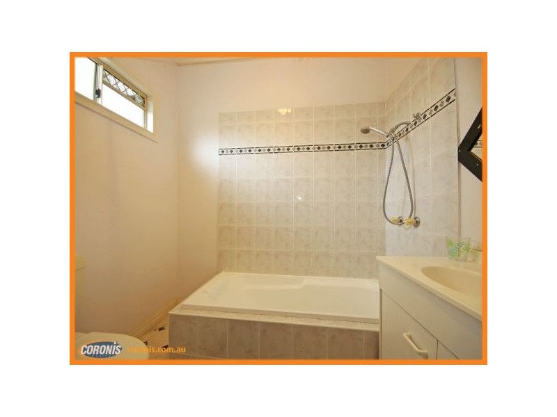 248 Beaconsfield Terrace, Brighton QLD 4017